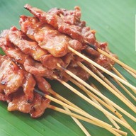 Three Little Birds หมูปิ้งรสเลิศ