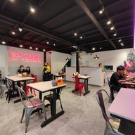 บรรยากาศ Gorilla Grill โยธินบูรณะ