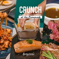 Crunch Salad & Steak Promenade