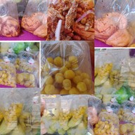 เจ้วิไล น้ำจิ้มพิสดาร ยำแหนม&หม่าล่า -