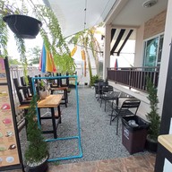 Sense cafe ปลวกแดง