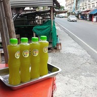 ร้านน้ำอ้อยคั้นสดไฟกระพริบ