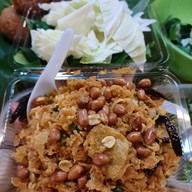 ยำแหนมสาวขอนแก่น เจ้าเก่าตลาดพลู @ตลาดเดินเล่นท่าพระ ตลาดเดินเล่นท่าพระ