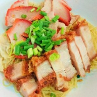 บะหมี่เป็ดย่าง ข้าวหมูแดง บางจาก สาขาตลาดบางจาก สุขุมวิทซอย 95