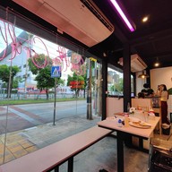 บรรยากาศ Gorilla Grill โยธินบูรณะ