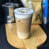 NoirNoir นัวนัว สุทธิสาร