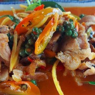 ร้านข้าวแกง ครัวรุ่งขวัญ