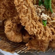 ครัวมุงจาก(เพิงมุงจาก) อาหารตามสั่งและอื่นๆ