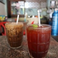 ช้างม่อยกาแฟ