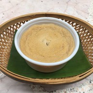คั่วไก่-สุกี้ & นพรัตน์ ข้าวเหนียวมะม่วง พระยามนธาตุ แยก17