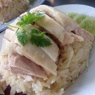 เจ๊นุชข้าวมันไก่
