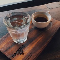Hacking Coffee Roasters ลาดพร้าว 64