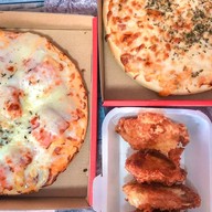 พิซซ่า Twins Pizza🍕เมืองเอก(รับคนละครึ่ง) ถูกอร่อยจบในร้านเดียว #เมืองเอก #แฝด #พิซซ่า #Pizza (ทวิน พิซซ่าโฮมเมด สาขาเมืองเอก)