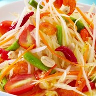 ส้มตำริมบึง