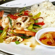 ออ อาหารตามสั่ง / ร้านขายของชำ