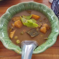 พิ้งค์ อาหารปักษ์ใต้