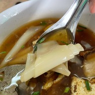 ก๋วยจั๊บน้องแบงค์