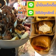 น้ำปั่นเด็กดื้อ & ผลไม้ ( คนละครึ่ง )🥑🍉🍓🍌🥭🍍 ตลาดโรงสี