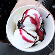 ไอศกรีมป่าตัน ในตรอกเล่าโจ๊ว