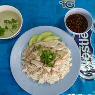 เมนูของร้าน ข้าวมันไก่ไหหลำ ( โกอ่าง )