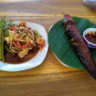 กะเพราเตะปาก