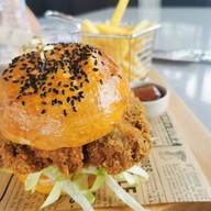 เมนูของร้าน Shuffle Cafe & Bistro