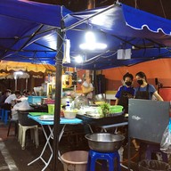 ส้มตำข้างโลตัสพระราม 1