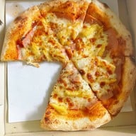 เมนูของร้าน Pizza is love™ อ่อนนุช@ยูดีไลท์คอนโด