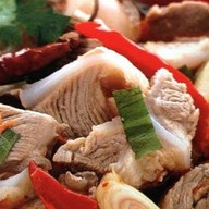 ลาบยโส ตาเฉื่อย เจ้าเก่า