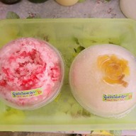 ร้านน้ำแข็งใส ยำ ลูกชิ้นสาริกา