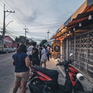 บรรยากาศ ปั้นเปา  บางแสน