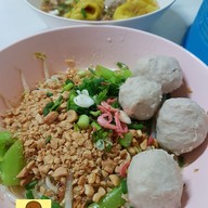 เกี๊ยวยักษ์น้ำแซ่บป้าภาซอย 7