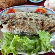 เมนูของร้าน ส้มตำปูเสื่อ