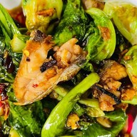 ไก่ย่าง+หมูย่าง+ใส้กรอกอีสาน บางคล้า