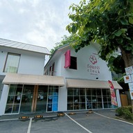 หน้าร้าน Shower Flower Cafe