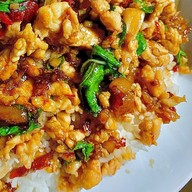 ครัวอาเล็ก อาหารตามสั่ง