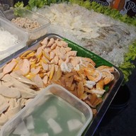 ติดยำ By ยำนางฟ้า ตลาดกรีนเดย์ไนท์ ตลาดกรีนเดย์ไนท์