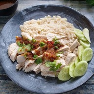 เมนูของร้าน ข้าวมันไก่ ซ้อเกี้ย