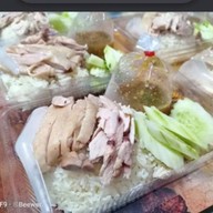 ข้าวหมูแดงมันไก่คานหาม ข้าวมันไก่คานหาม