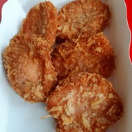 ตะแล๊ดแต๊ดแต๋ จ๊อปู กุ้งทิพย์