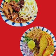 ขนมจีนน้ำเงี้ยว พอลล่า เพชรเกษม