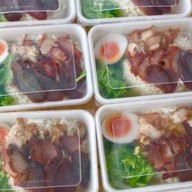 ข้าวหมูแดงมันไก่คานหาม ข้าวมันไก่คานหาม