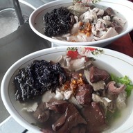 ข้าวเลือดหมูสะพานเกวียน ๒๓
