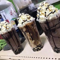 ร้านน้ำปั่นซุ้มเขียว