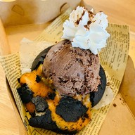 เมนูของร้าน Creamery Boutique Ice Creams Salaya