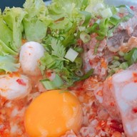 ดูดดูกหมู ก๋วยเตี๋ยวกระดูกหมู เมืองเอก