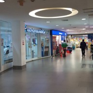 หน้าร้าน คลินิกทันตกรรมเลิฟลี่สไมล์ Big C วงศ์สว่าง