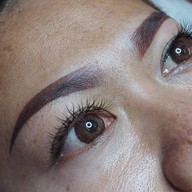 ส้มโอคิ้วสวย