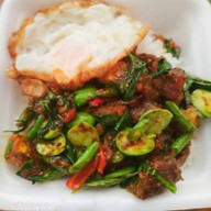 ข้าวมันไก่แม่อีพลอย ถนนเลียบทางรถไฟบางขุนนนท์