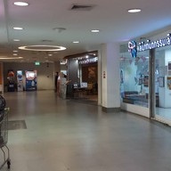 หน้าร้าน คลินิกทันตกรรมเลิฟลี่สไมล์ Big C วงศ์สว่าง